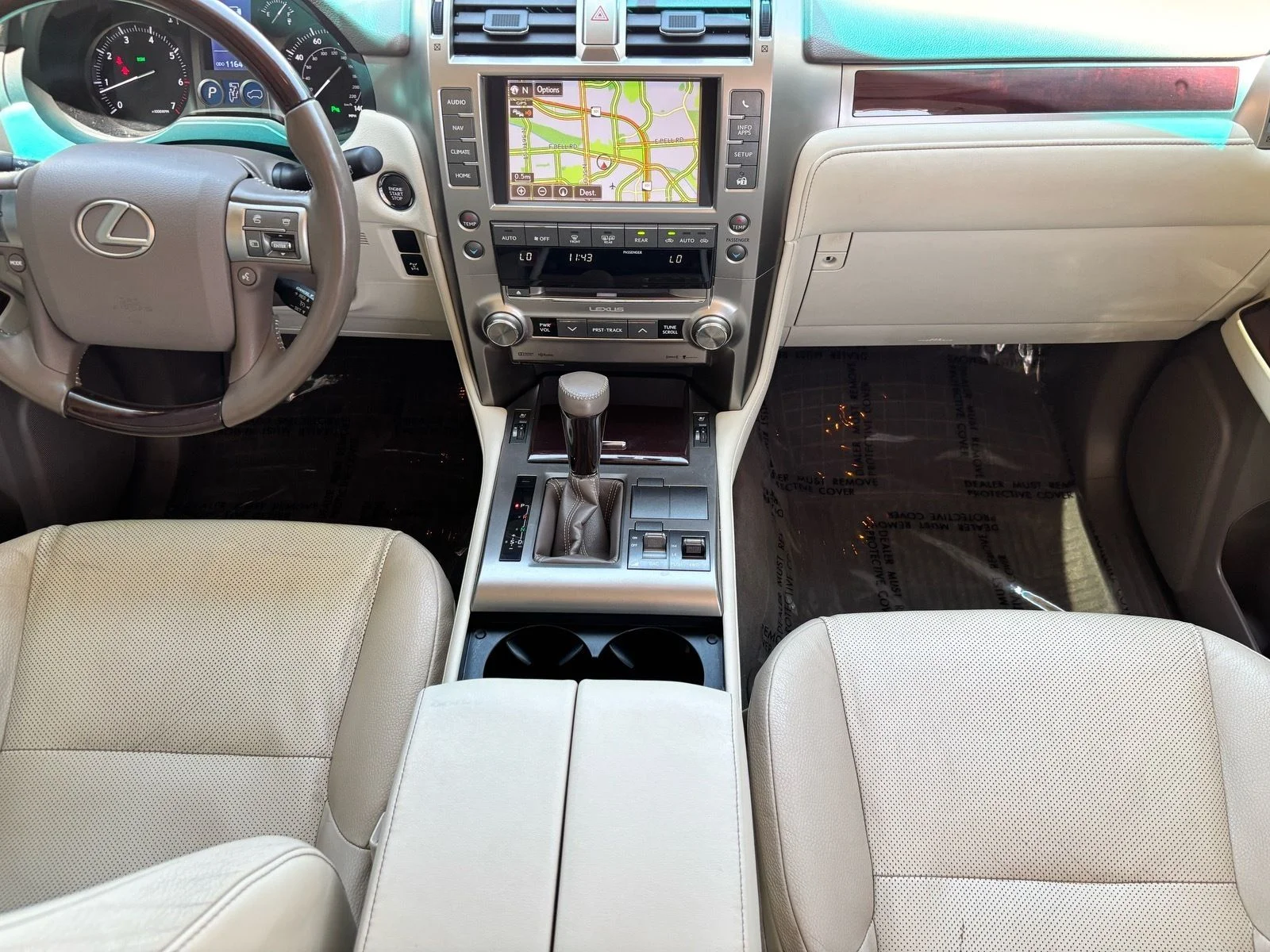 Used 2019 Starfire Pearl Lexus 460 image 13