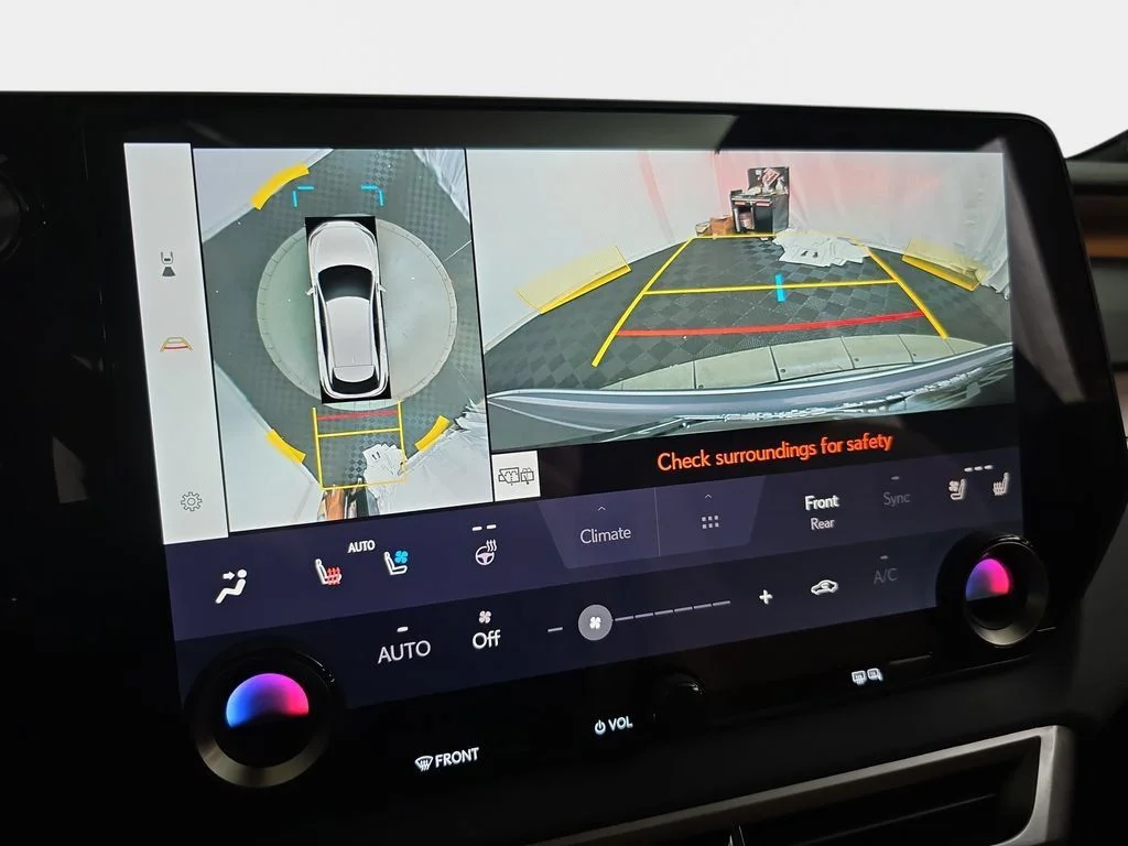 New 2026 Iridium Lexus PREMIUM image 22