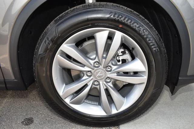 New 2026 Liquid Carbon Metallic Acura Base image 9