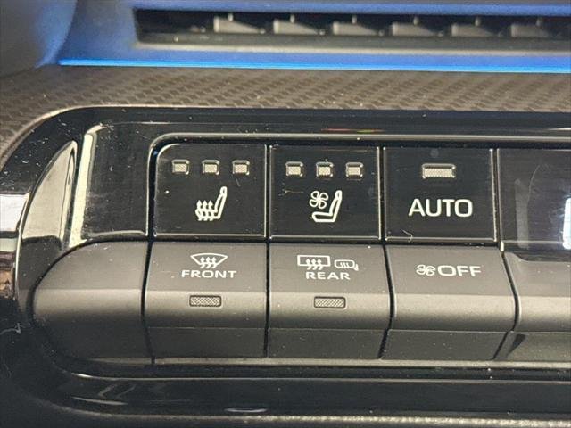Certified Used 2024 CUTTING EDGE Toyota  image 8