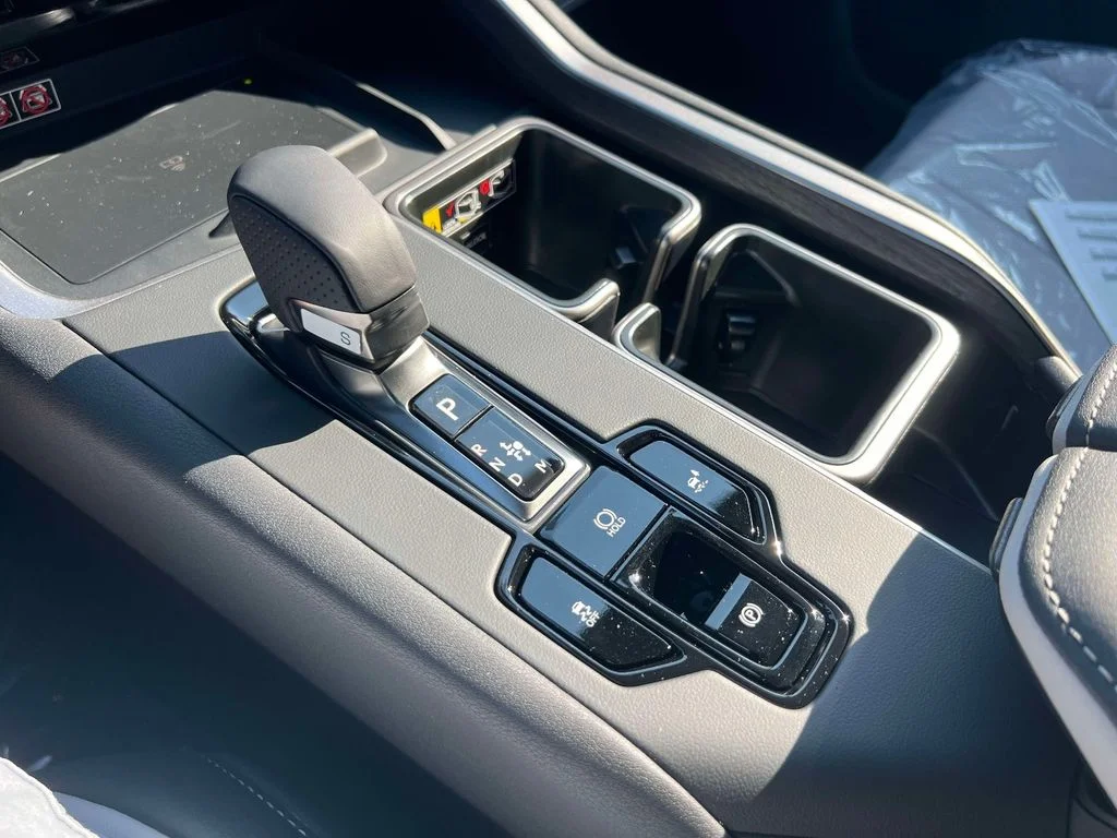 New 2026 Caviar Lexus TX 500h F SPORT PERFORMANCE PREMIUM AWD image 29