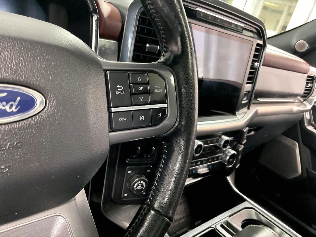 Used 2022 White Ford Lariat image 24