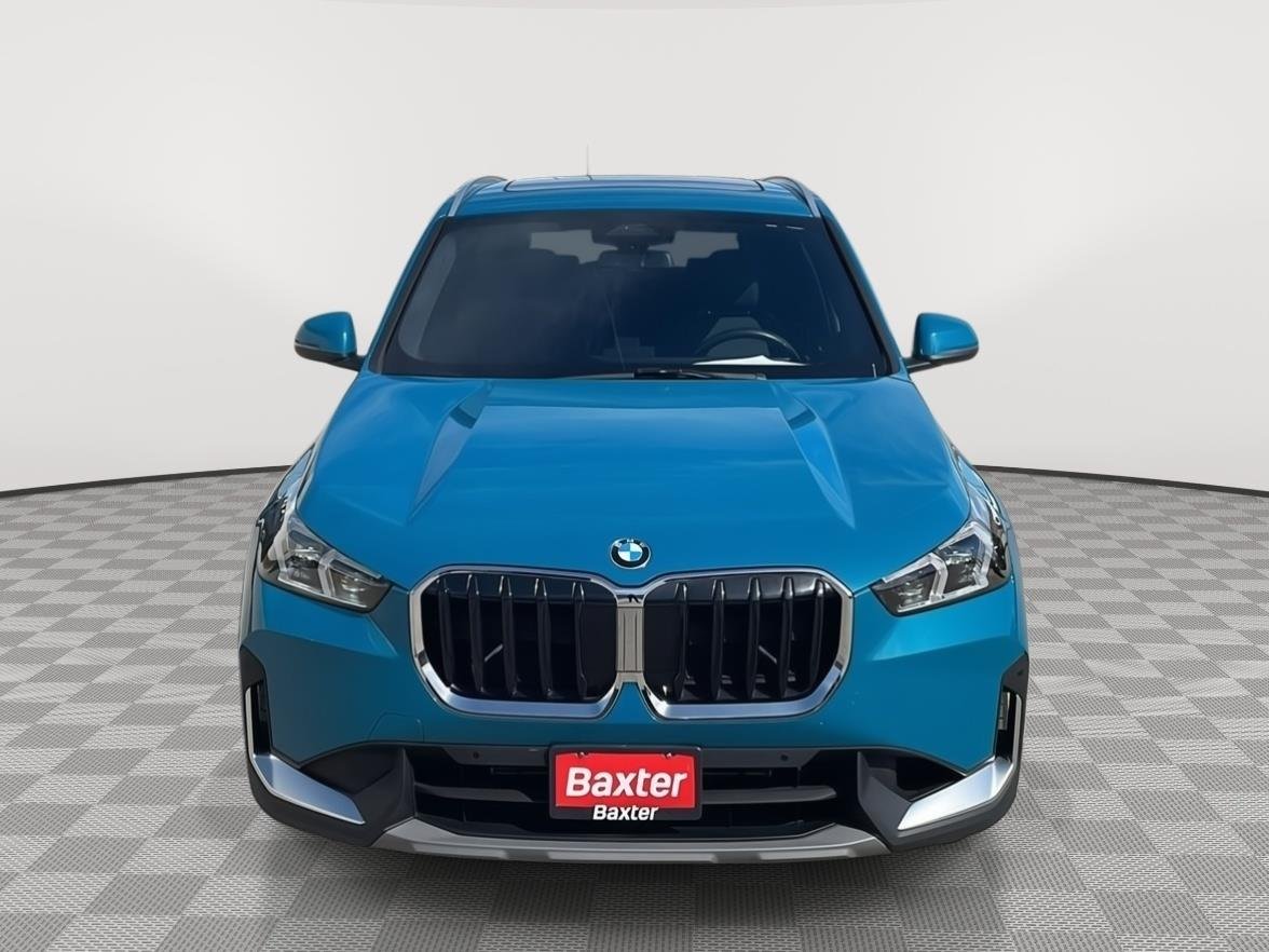 Used 2023 Blue Bay Lagoon Metallic BMW xDrive28i image 8