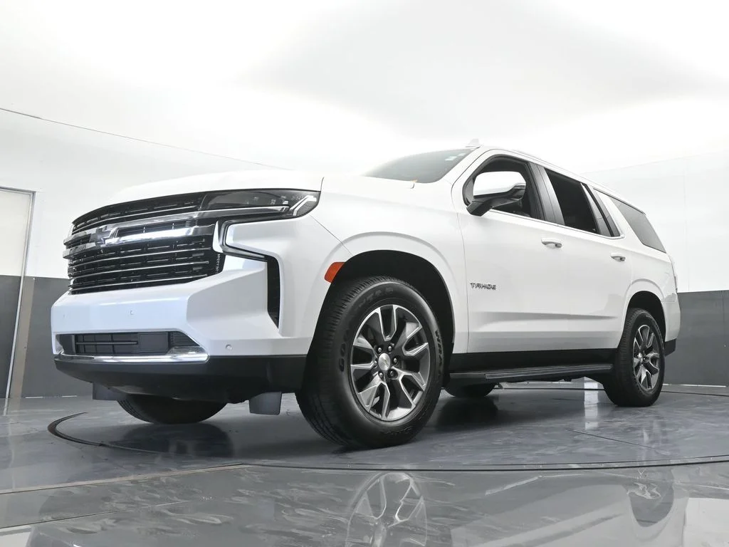 Used 2022 Iridescent Pearl Tricoat Chevrolet LT image 66