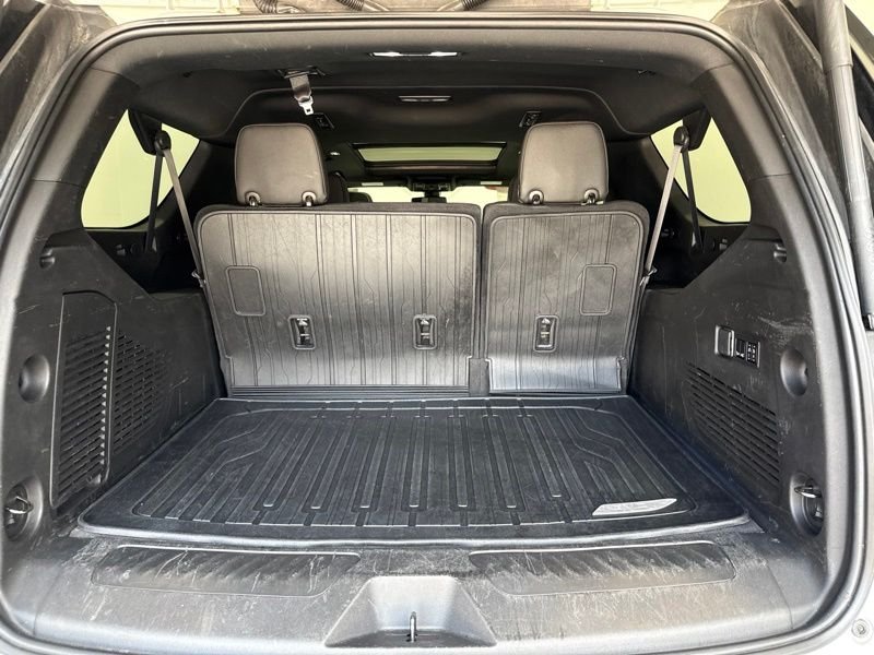 Used 2022 White GMC SLT image 10