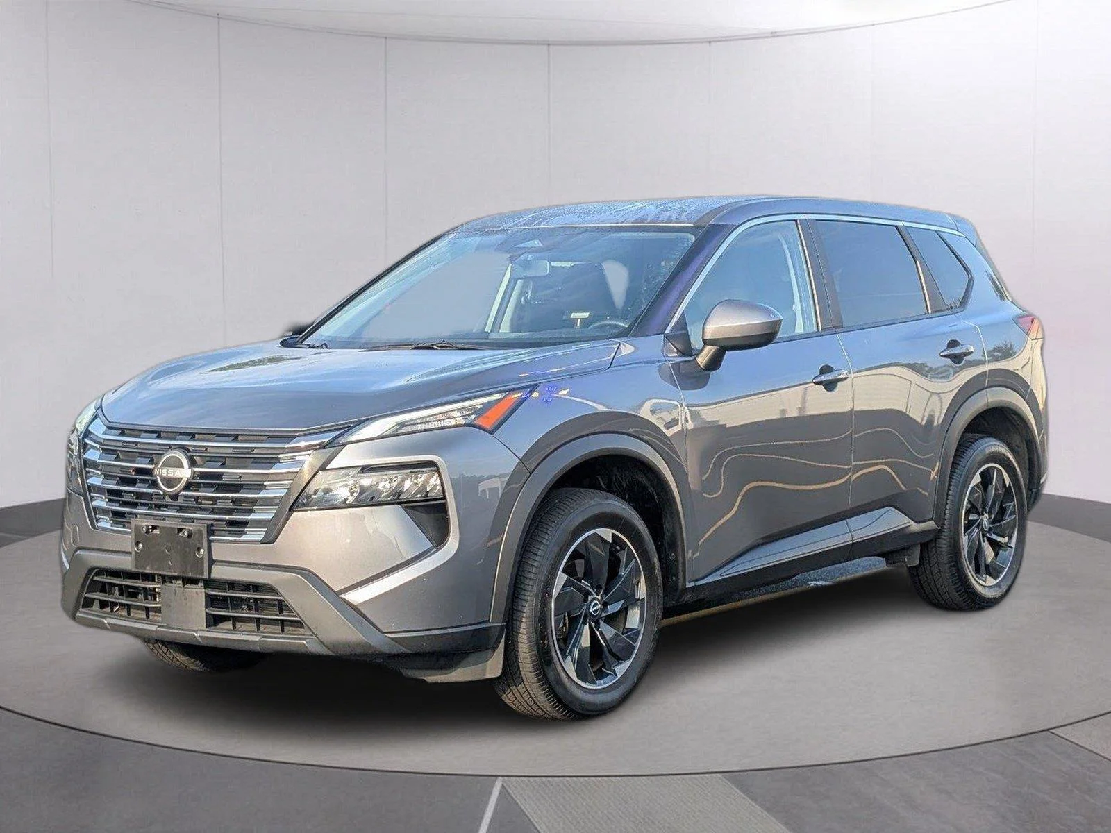 Used 2025 Gun Metallic Nissan SV image 1