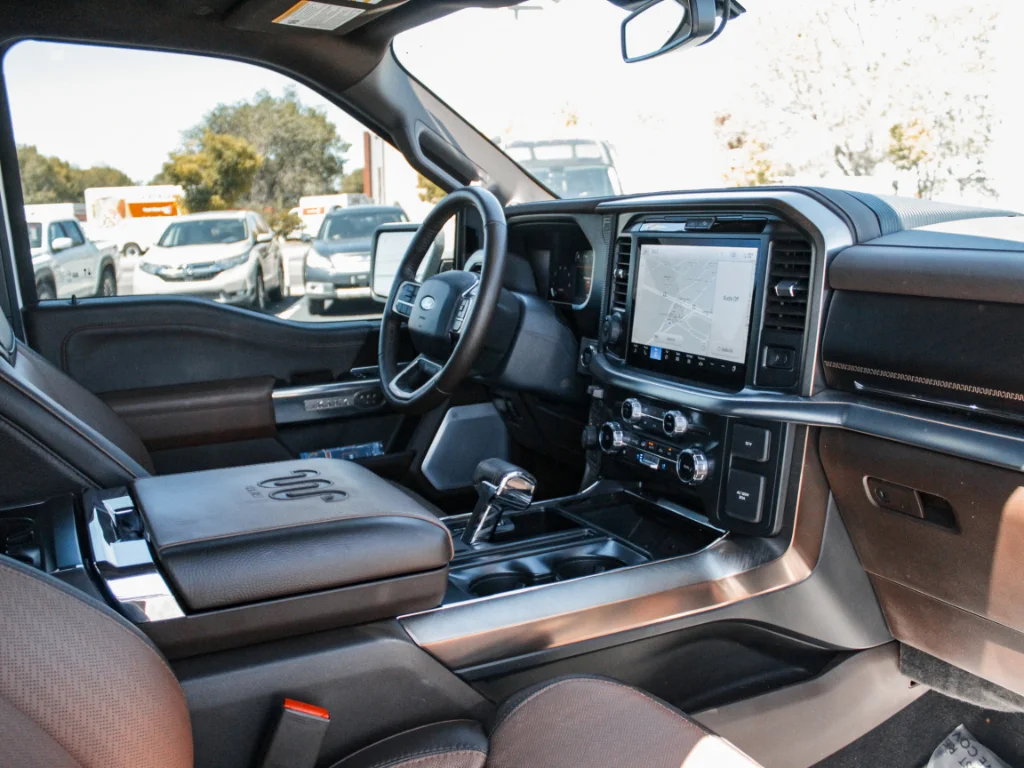 Used 2025 Star White Metallic Tri-Coat Ford King Ranch image 34