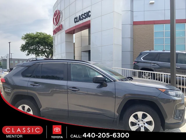 2019 Toyota RAV4 LE