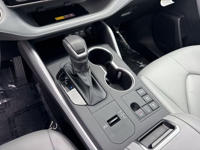 Used 2026 Black Toyota XLE image 21