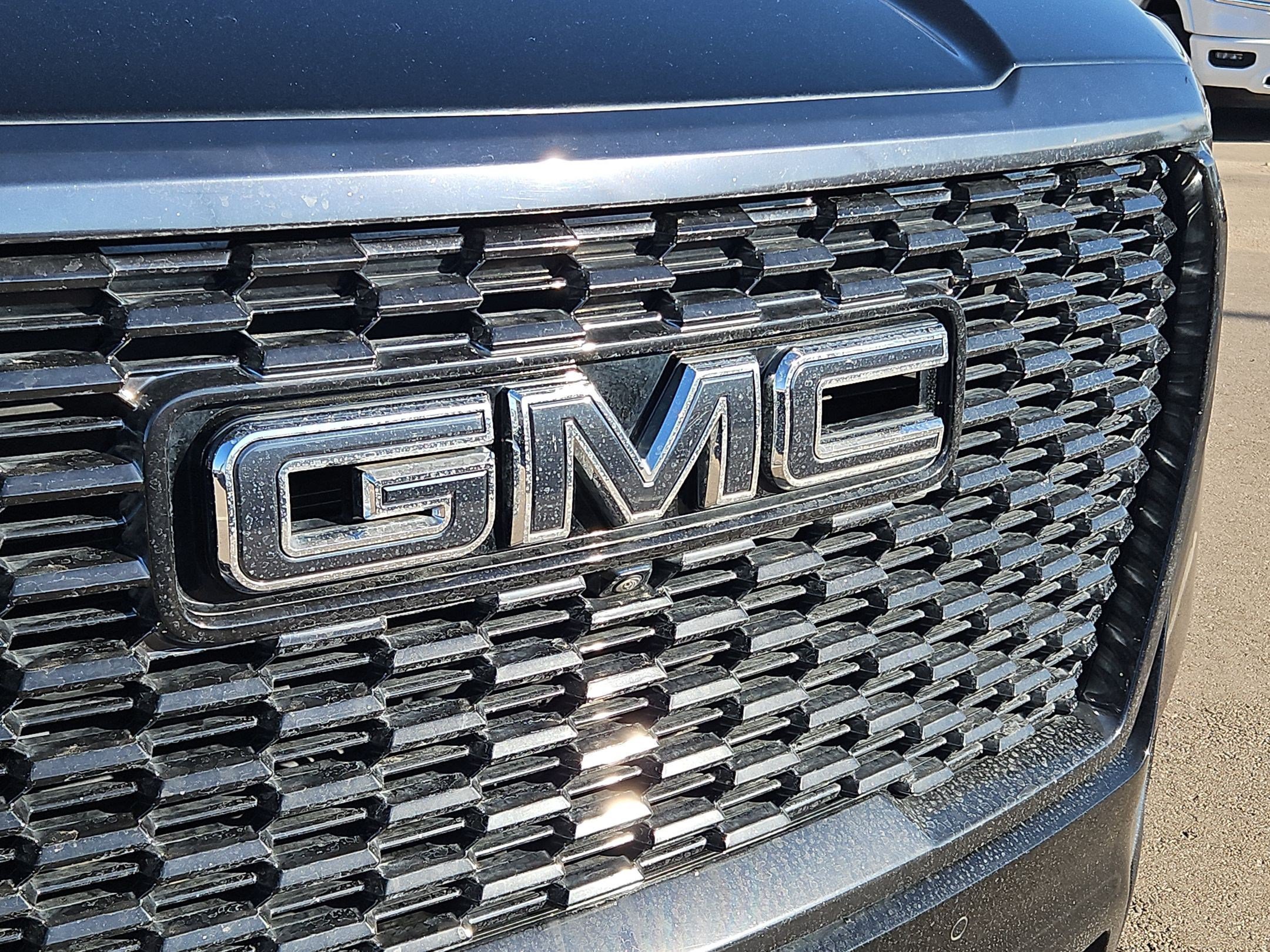 Certified Used 2023 Onyx Black GMC Denali Ultimate image 13