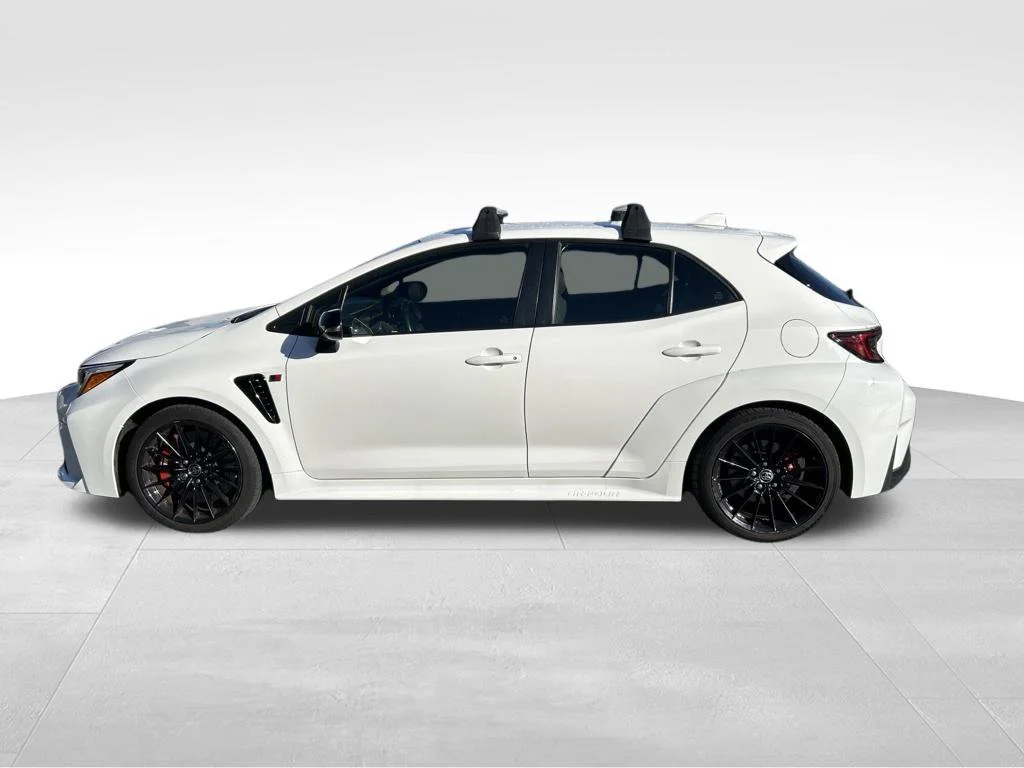 Used 2023 White Toyota Core image 2