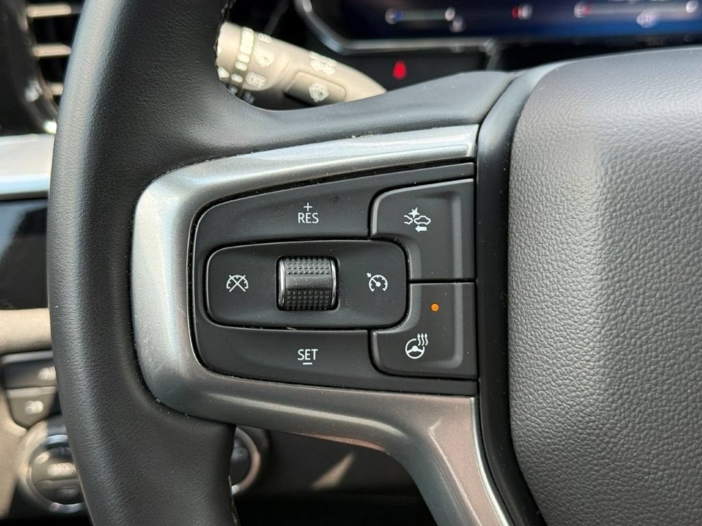 Used 2026 Black Chevrolet LT image 31