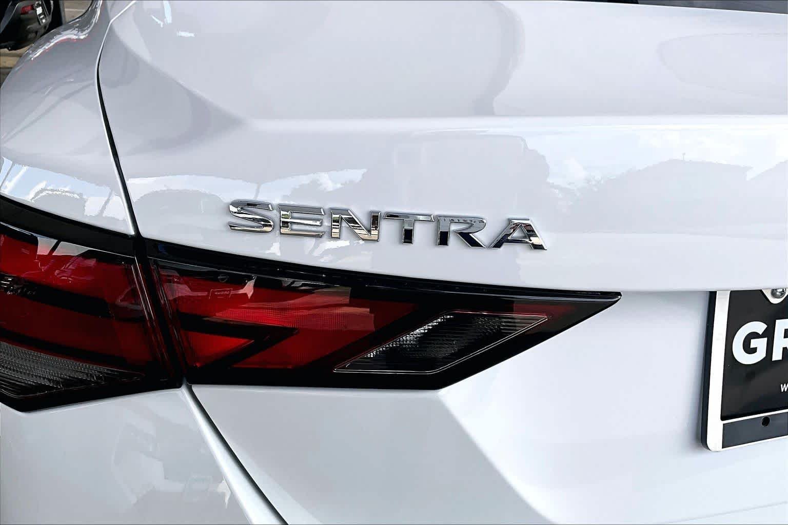 Certified Used 2025 Fresh Powder Nissan SV image 10