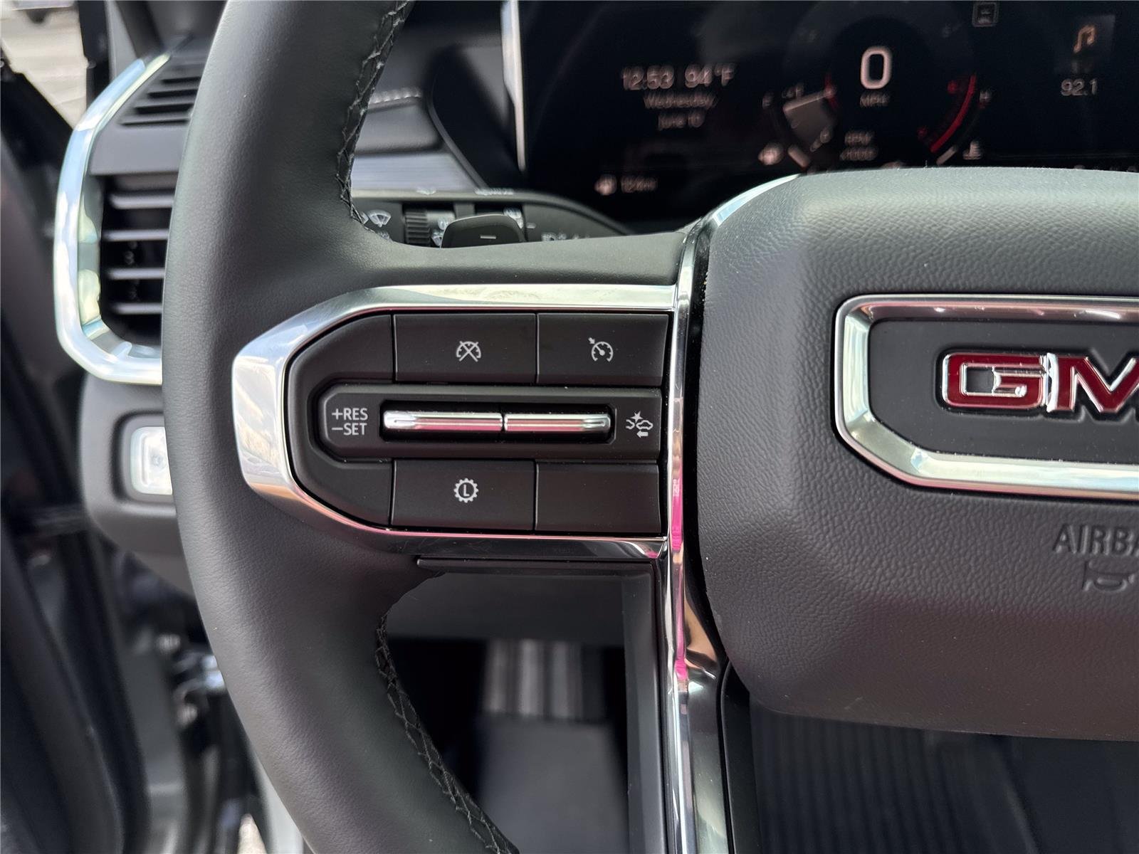 Certified Used 2026 Sterling Metallic GMC Elevation image 22