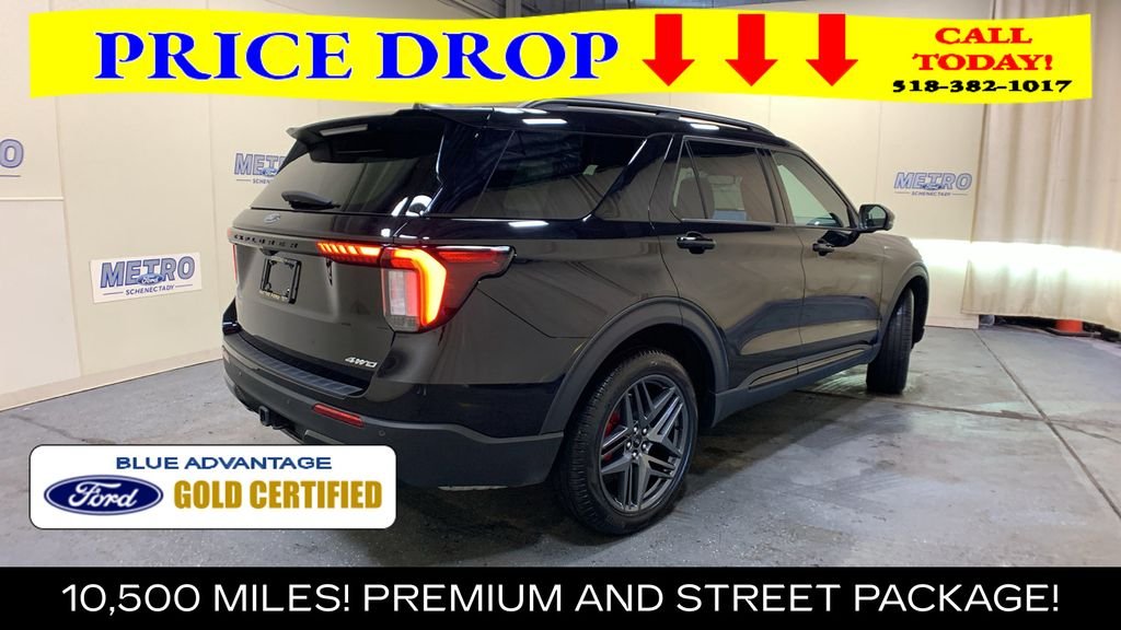 Certified Used 2025 Black Metallic Ford ST-Line image 3
