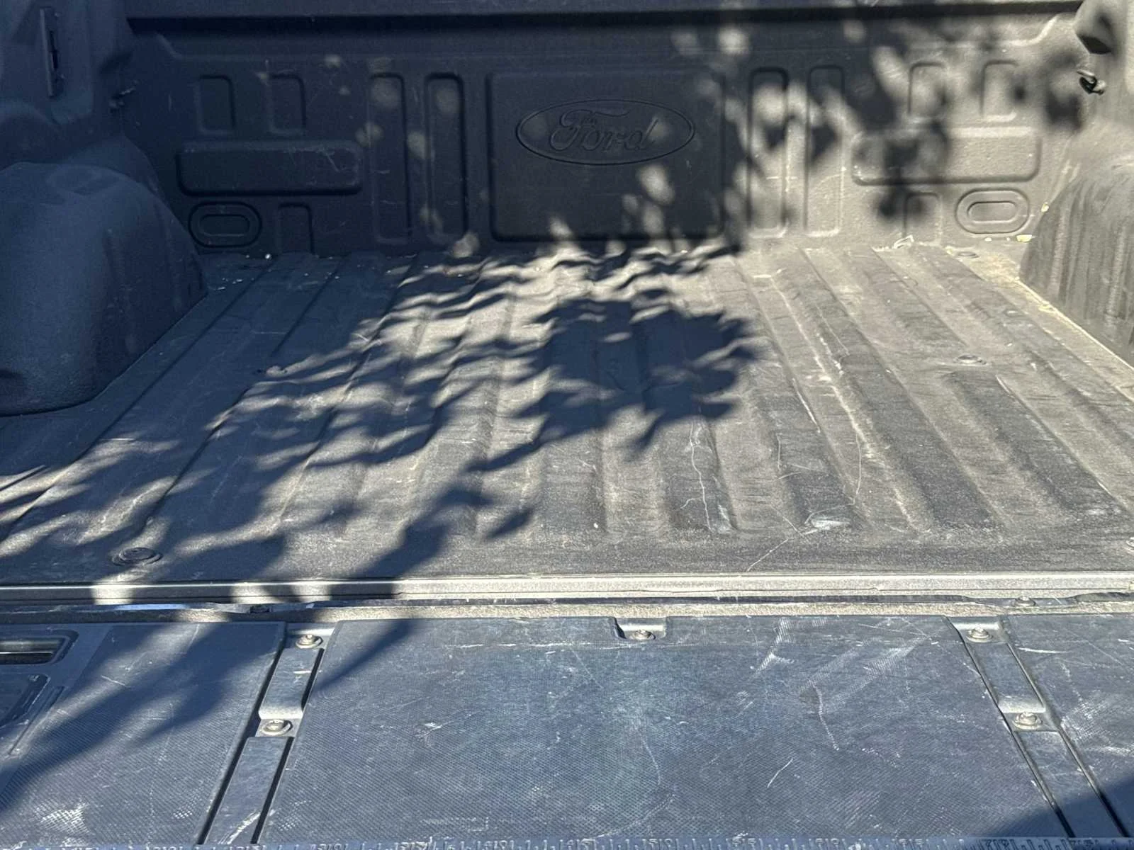 Used 2024 Carbonized Gray Metallic Ford XLT image 29