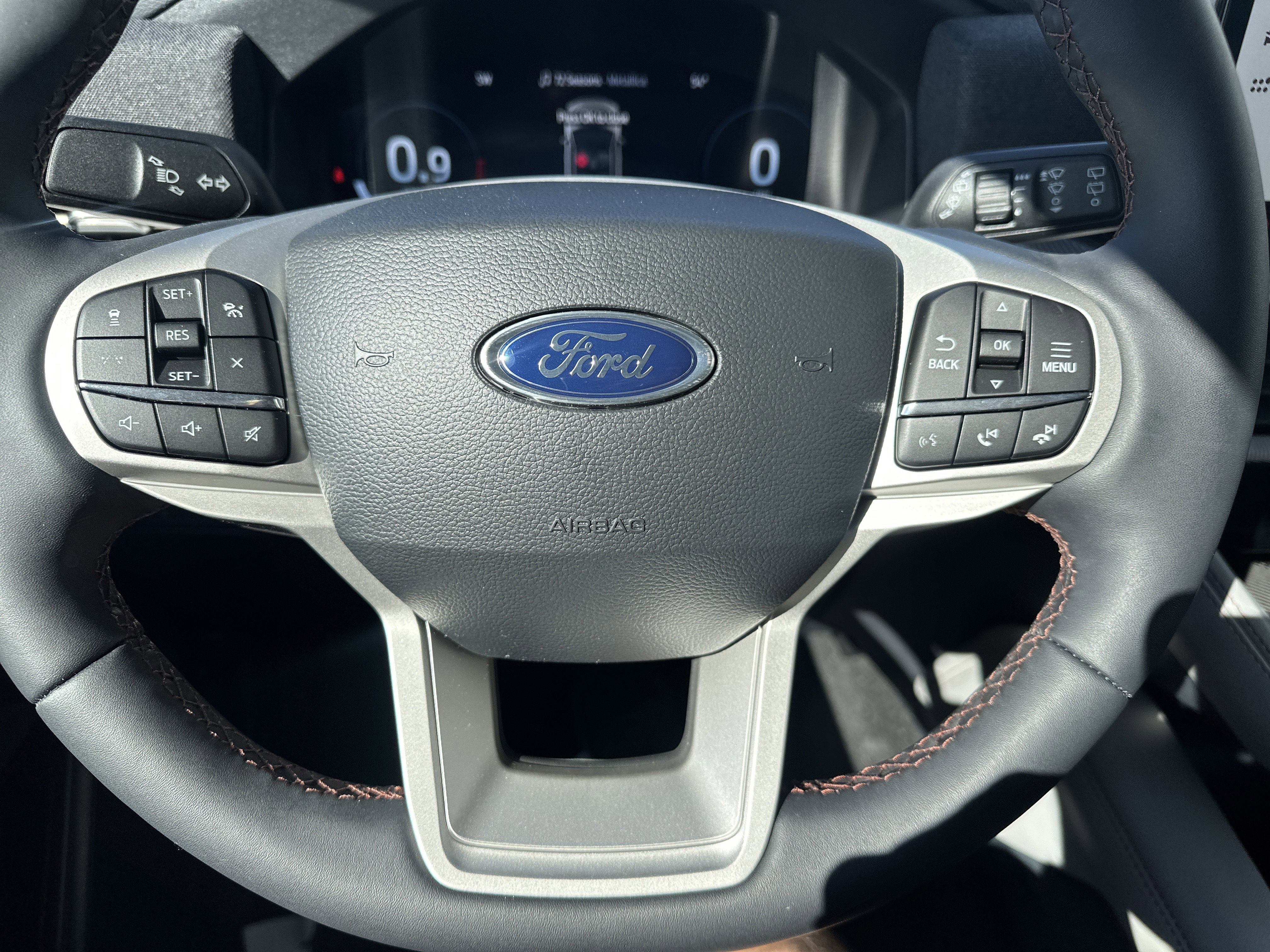 New 2026 Star White Metallic Tri-Coat Ford Active image 19
