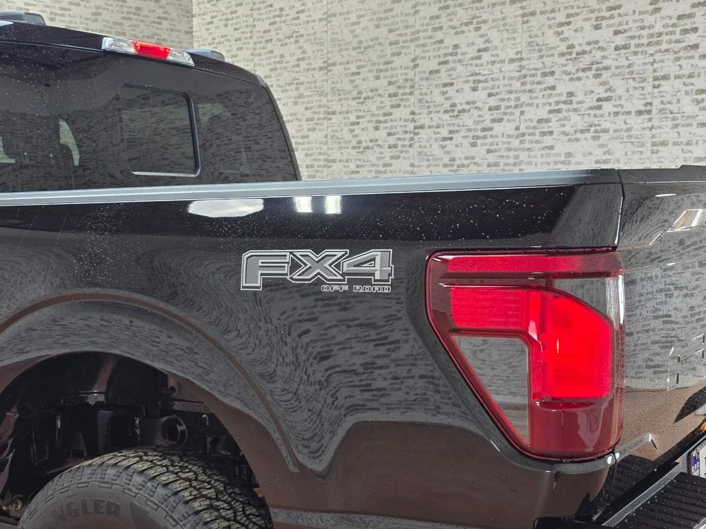 New 2026 Black Ford XLT image 5