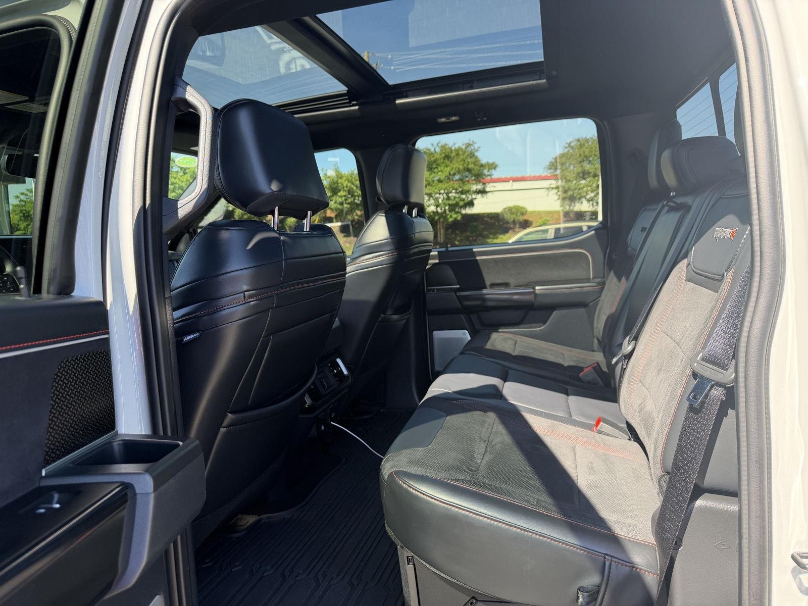 Used 2024 Avalanche Gray Ford Raptor image 22