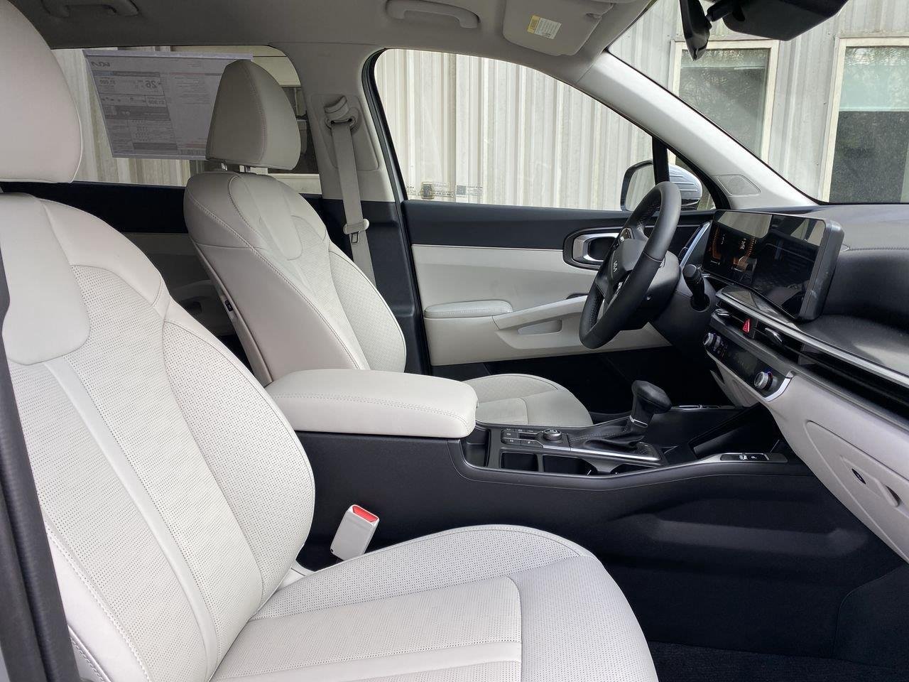 New 2026 Wolf Gray Kia S image 23
