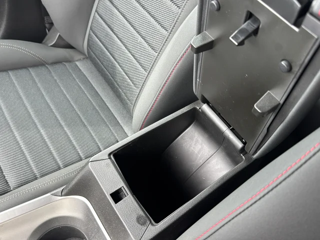 Used 2024 Blue Dodge R/T image 34