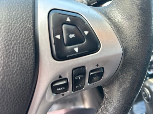 Used 2013 Gray Ford Limited image 21