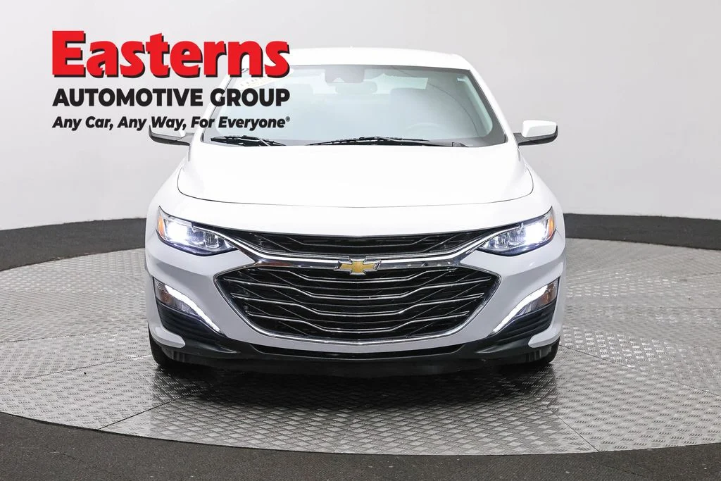 Used 2024 White Chevrolet LT image 2