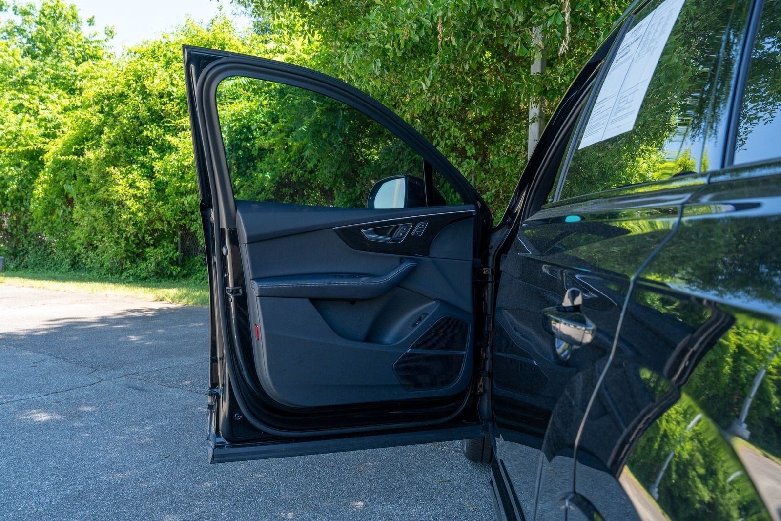 Used 2025 Mythos Black Metallic Audi Premium Plus image 16