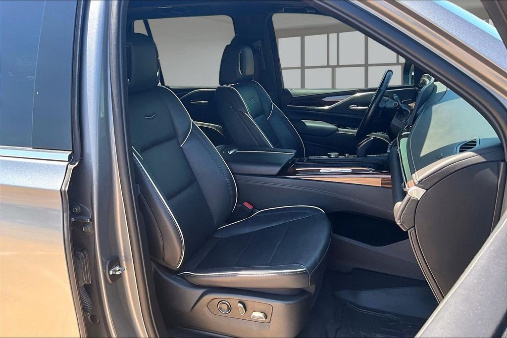 Used 2021 Gray Cadillac Premium Luxury image 7