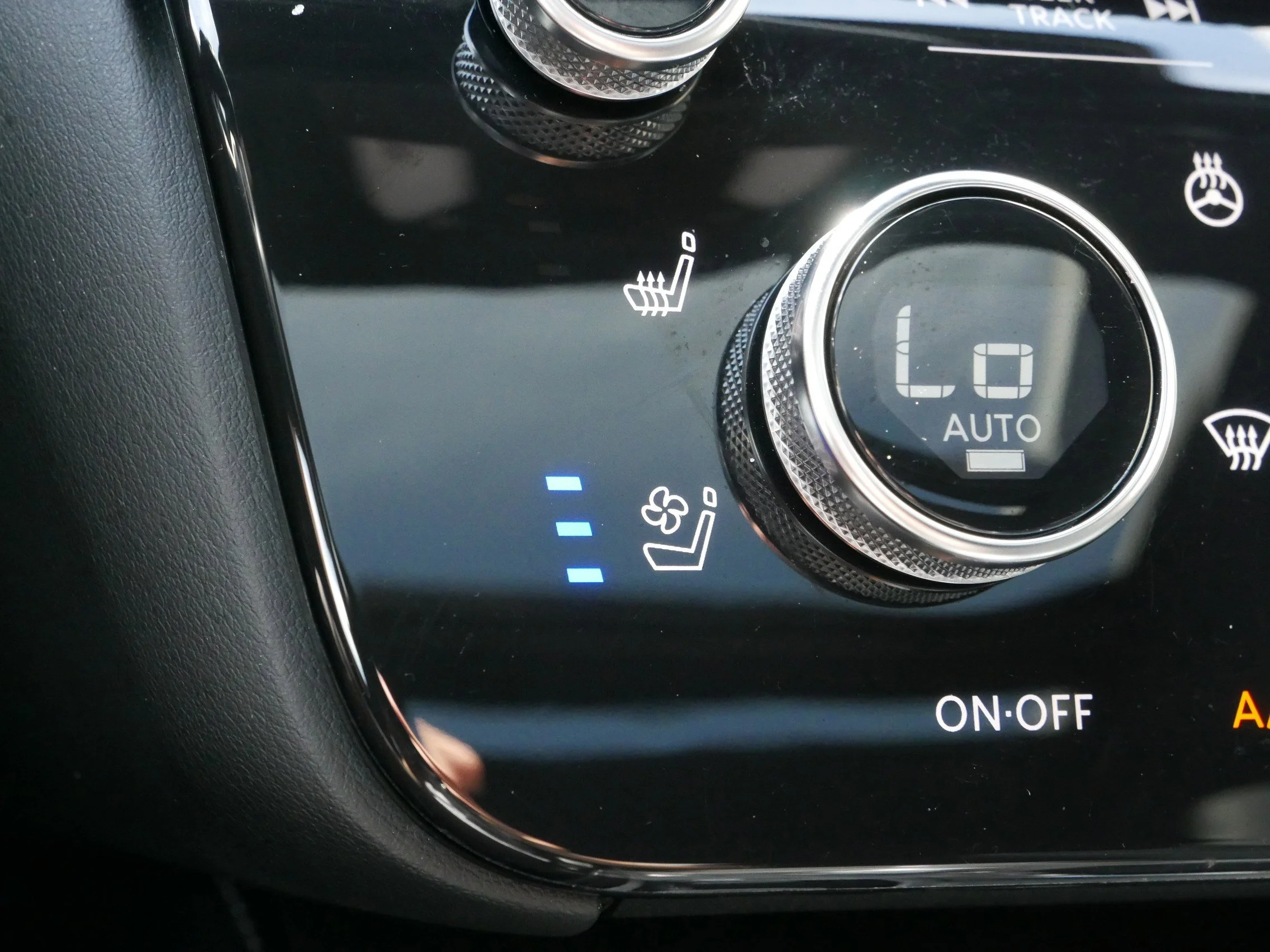 2025 INFINITI QX60 AUTOGRAPH - Photo 28
