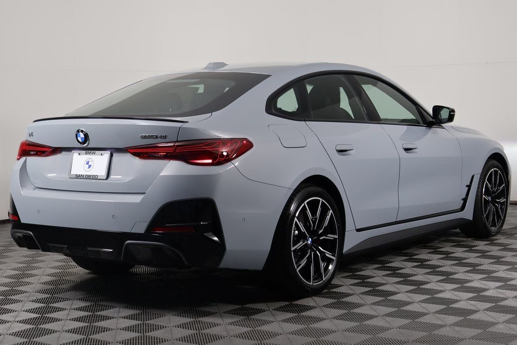 New 2026 Brooklyn Grey Metallic BMW eDrive40 image 2