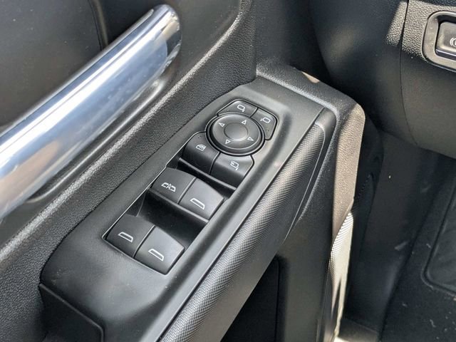 2026 Chevrolet Silverado 2500 HD Custom - Photo 21