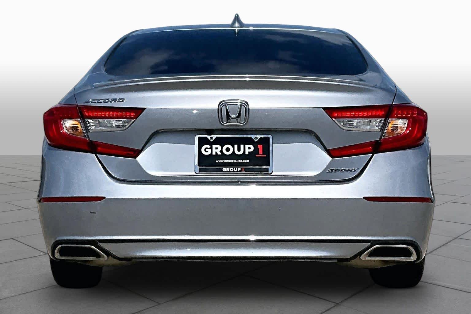 Used 2020 Lunar Silver Metallic Honda Sport image 5