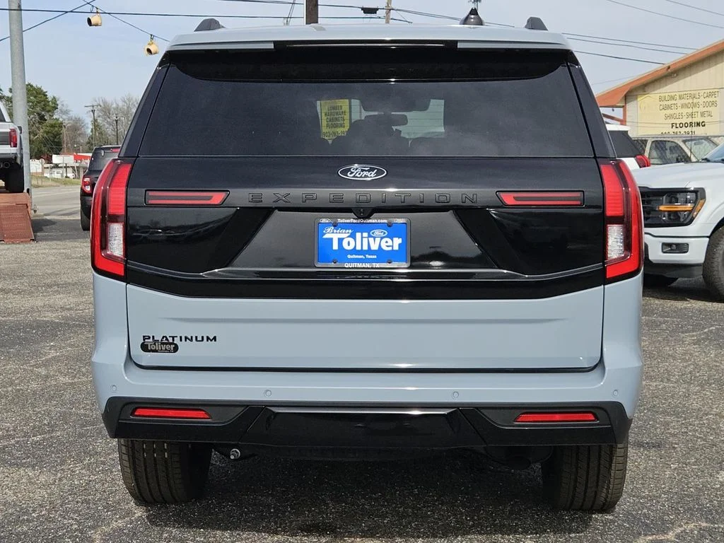 New 2026 Glacier Gray Metallic Tri-Coat Ford Platinum® image 8