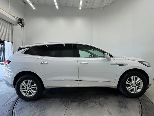 Used 2021 White Frost Tricoat Buick Essence image 15
