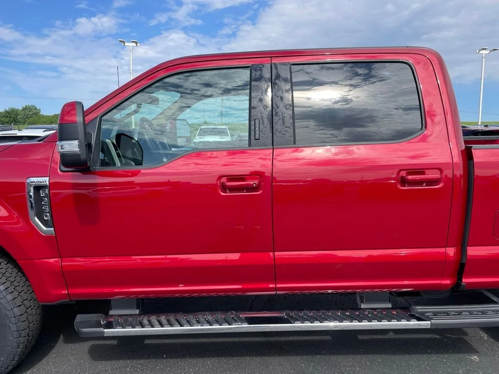Used 2022 Red Metallic Ford Lariat image 36