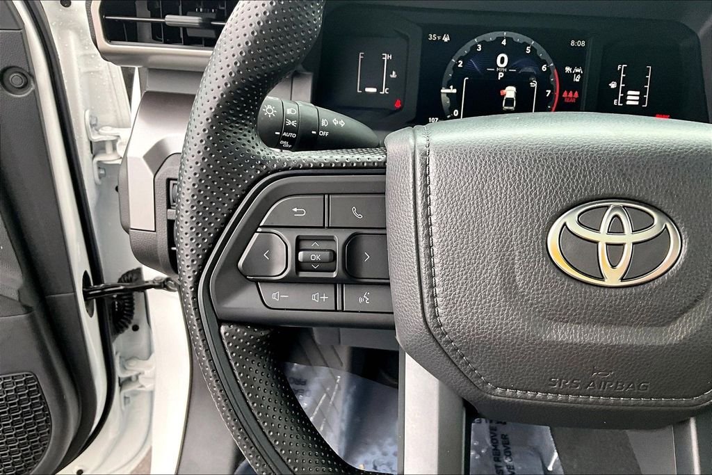 2025 Toyota Tacoma SR5 - Photo 19