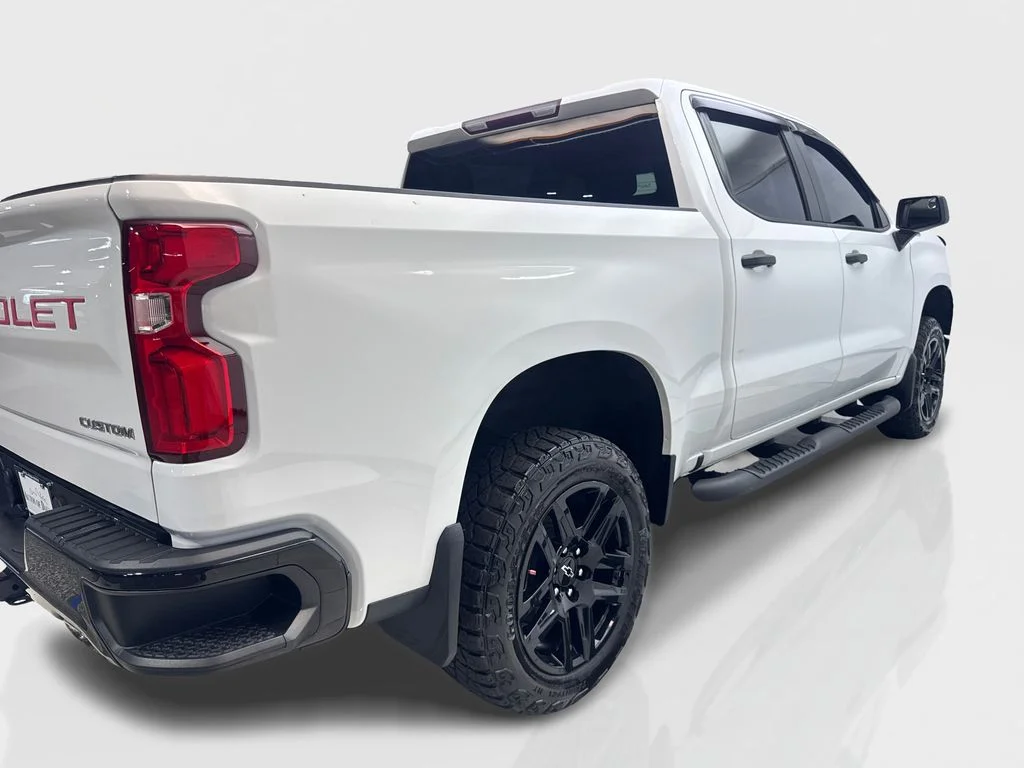 Used 2024 White Chevrolet Custom Trail Boss image 14