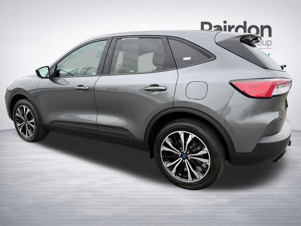 Used 2022 Gray Ford SEL image 5
