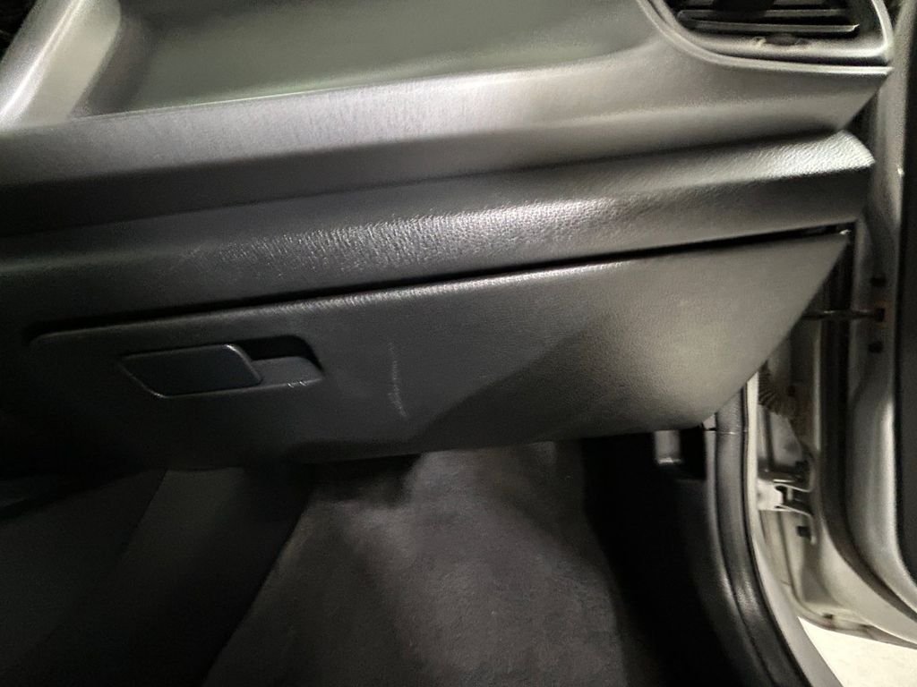 Used 2019 Silver Kia S image 24