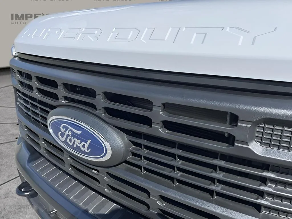Used 2025 White Ford XL image 50