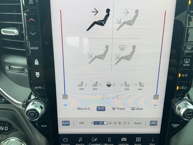 2026 RAM 1500 Laramie - Photo 38