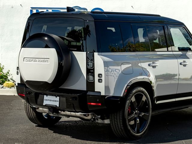 New 2026 Borasco Grey Land Rover X image 7