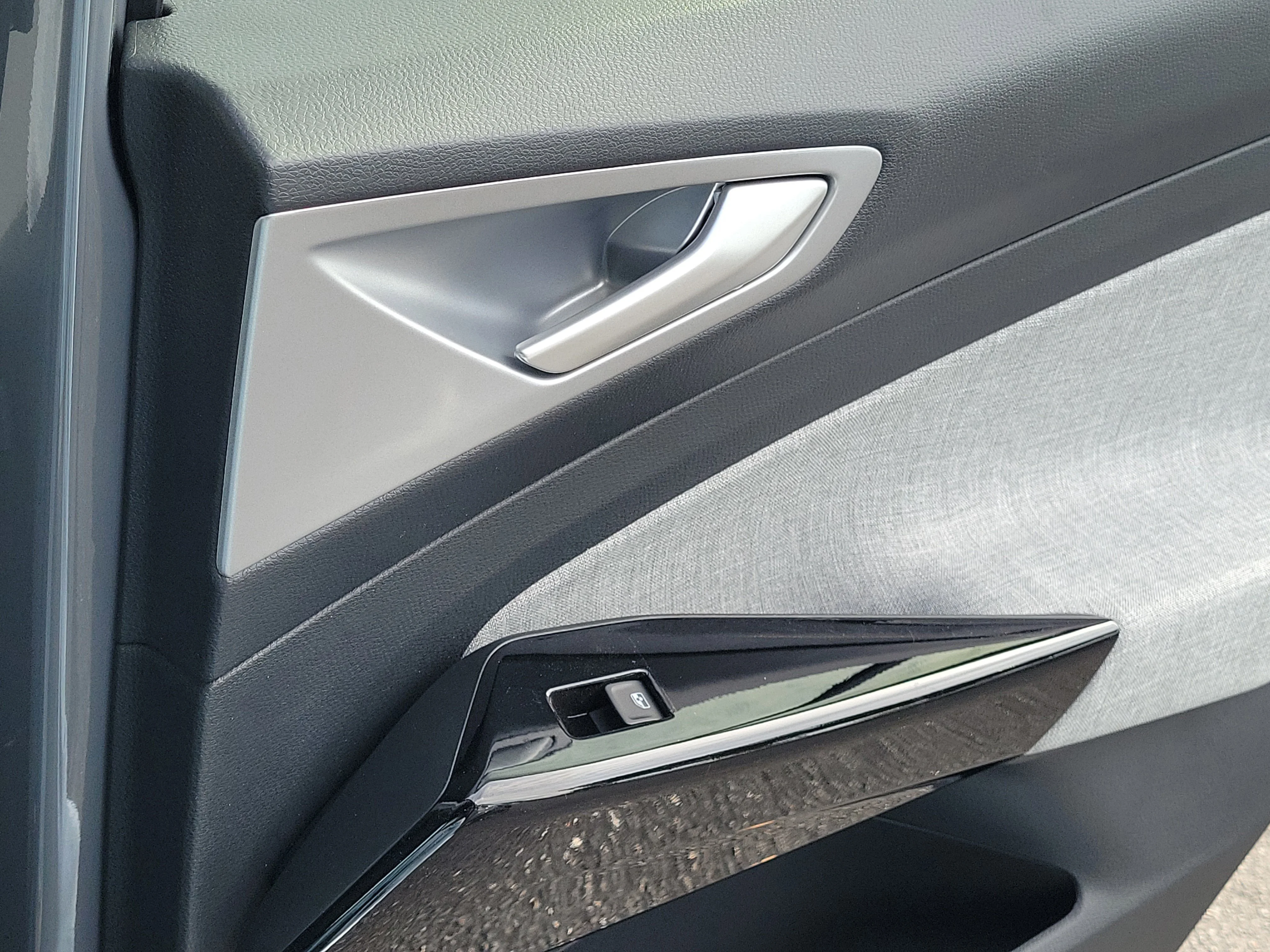 New 2026 Gray Volkswagen Pro image 7