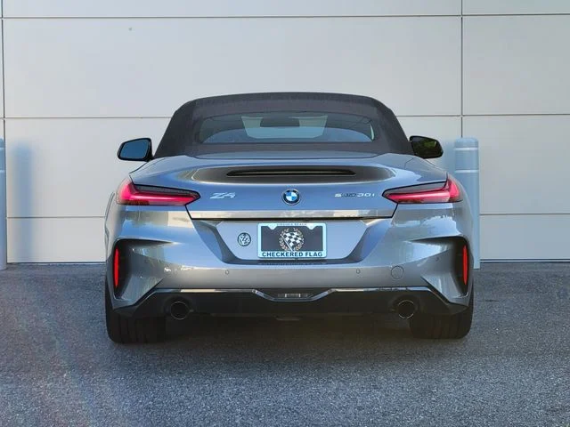 Used 2023 Skyscraper Gray Metallic BMW sDrive30i image 10