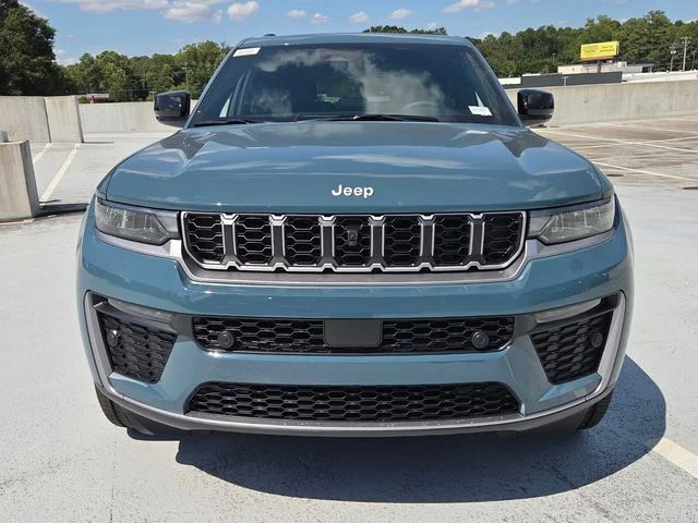 New 2027 Steel Blue Paint Jeep Limited image 2