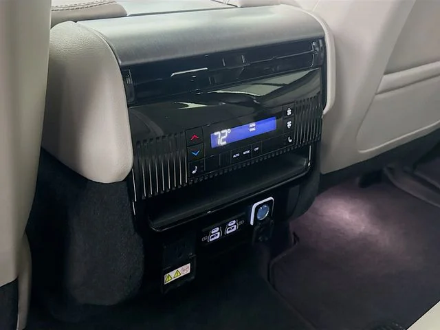New 2026 High Gloss Black Exterior Paint Jeep Limited Altitude image 26