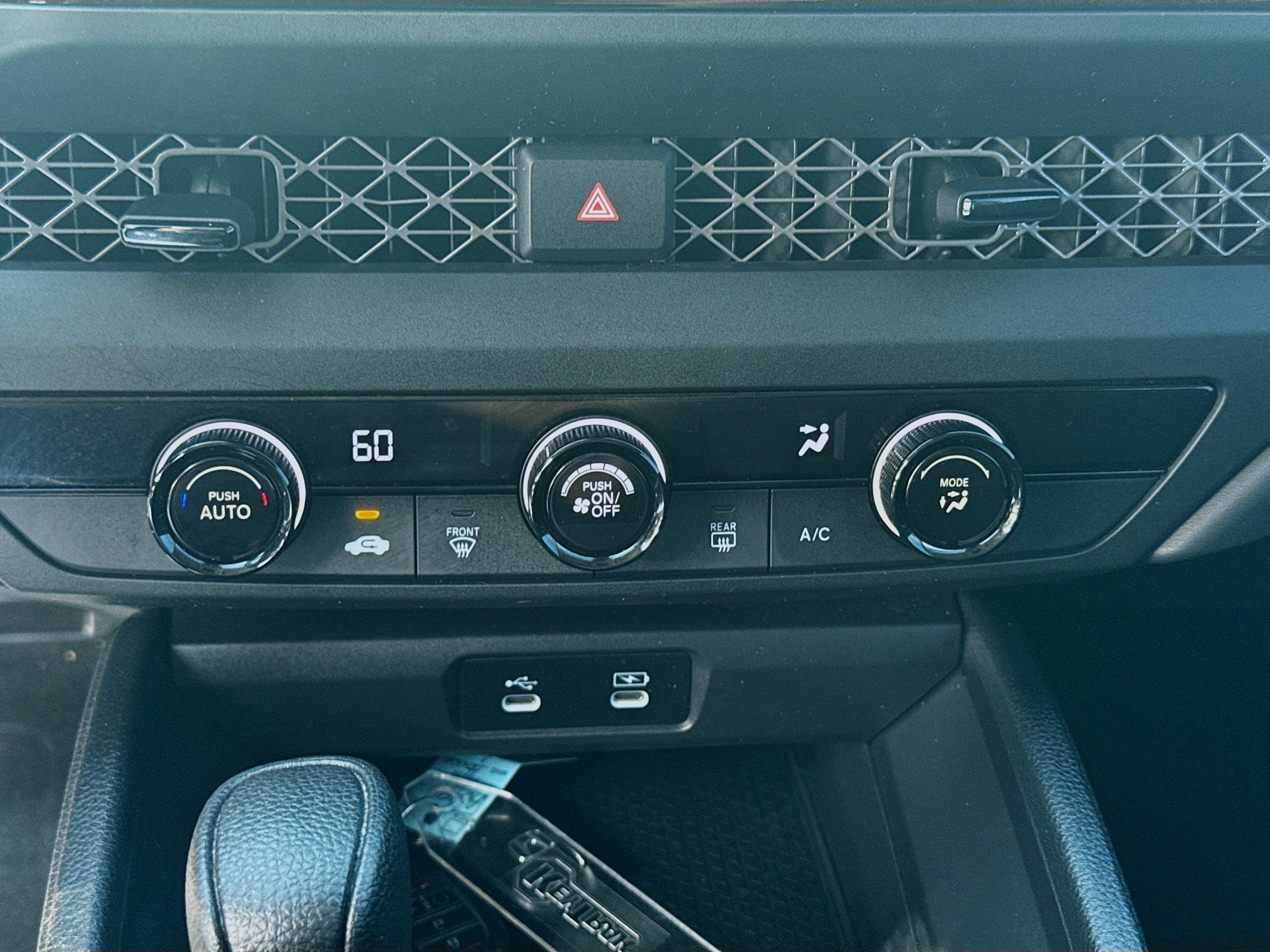 2024 Honda Accord LX - Photo 14