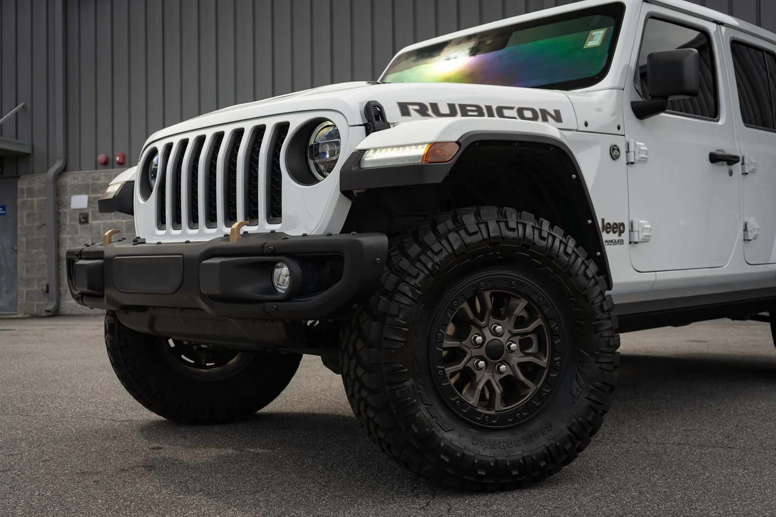 Used 2022 White Jeep Unlimited Rubicon 392 image 6