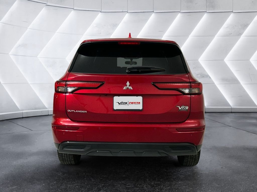 Used 2024 Red Mitsubishi ES image 5